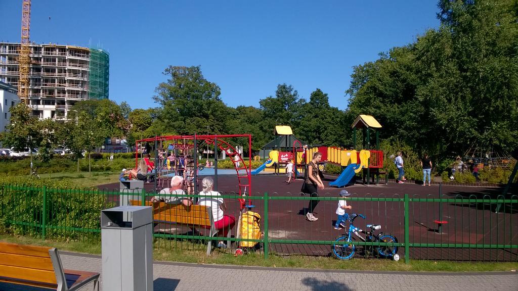Swinoujscie Platan Patio 6 - Berry Apartments Екстериор снимка